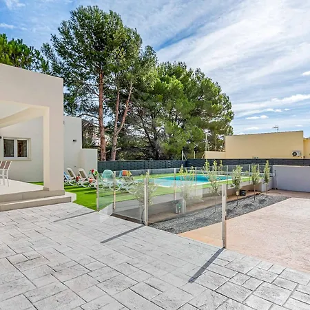 Villa Aiko