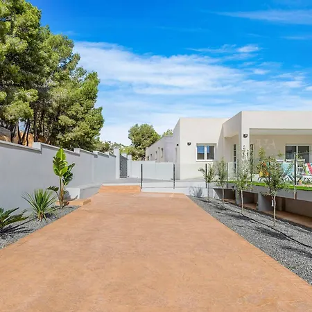 Aiko Villa *